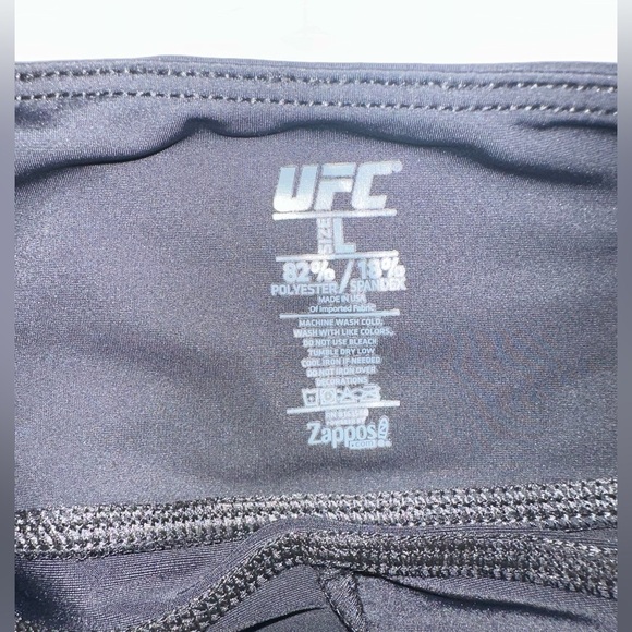 UFC Woman's Black Shorts Essential Booty Biker Shorts Size Large - Picture 6 of 7